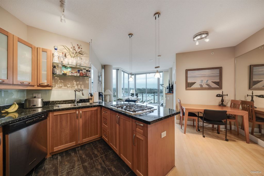listing image 1102208823282766221