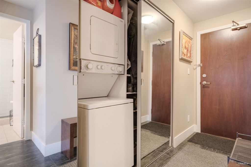listing image 1102029246935303907