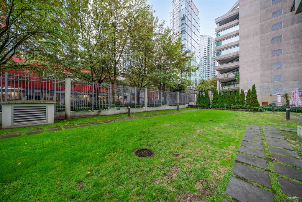 listing image 1106755694292212068
