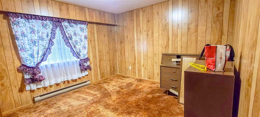 listing image 1106253321099716093