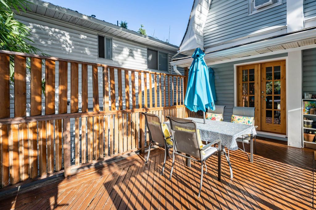 listing image 1103810667633853114
