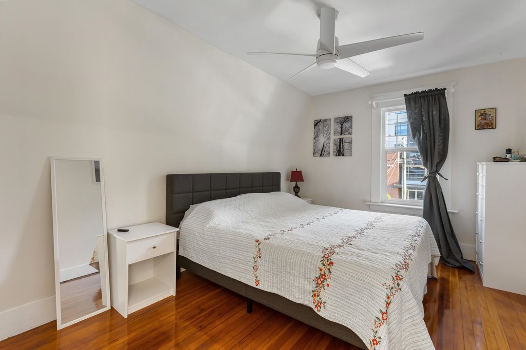 listing image 1102201225641418711