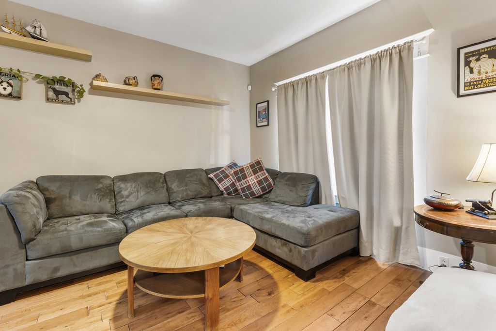 listing image 1101491655956300168