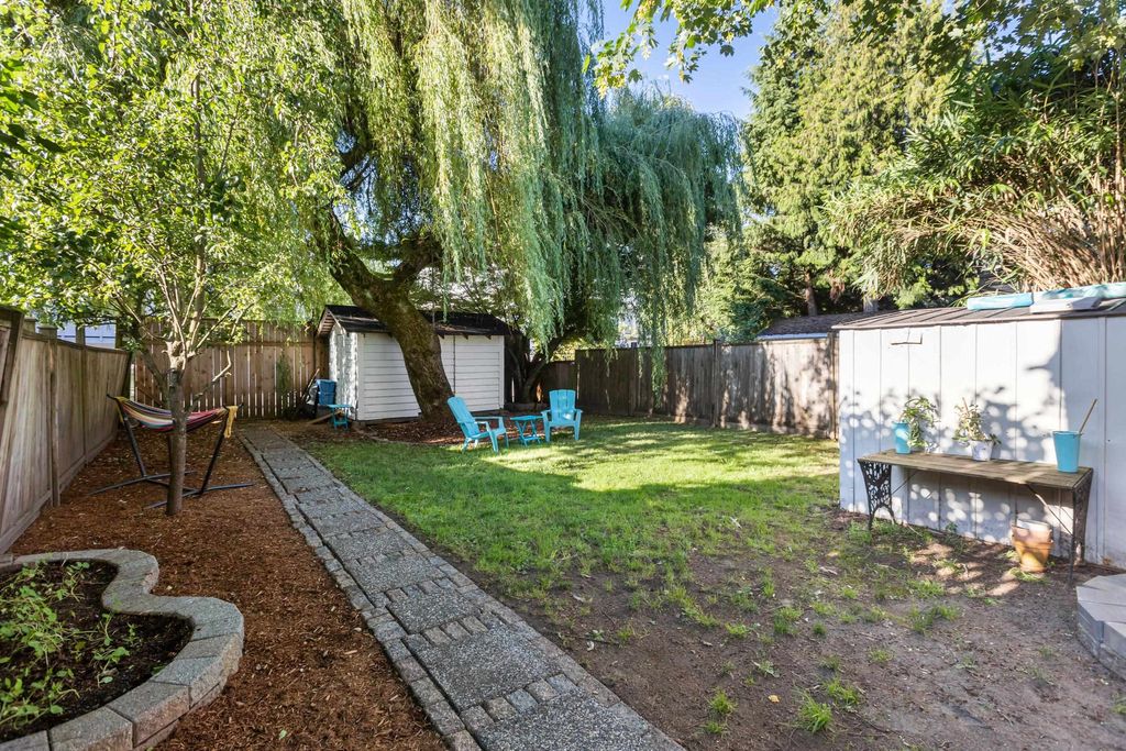 listing image 1102140975903202415