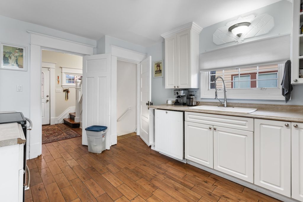 listing image 1107789194129997585