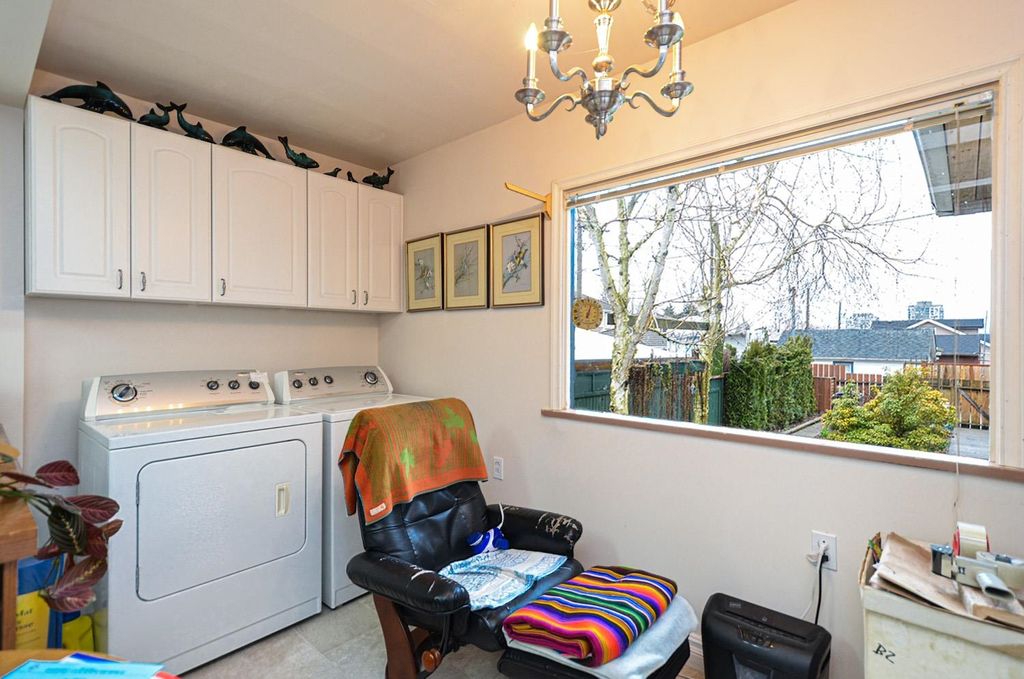 listing image 1104161887701833451