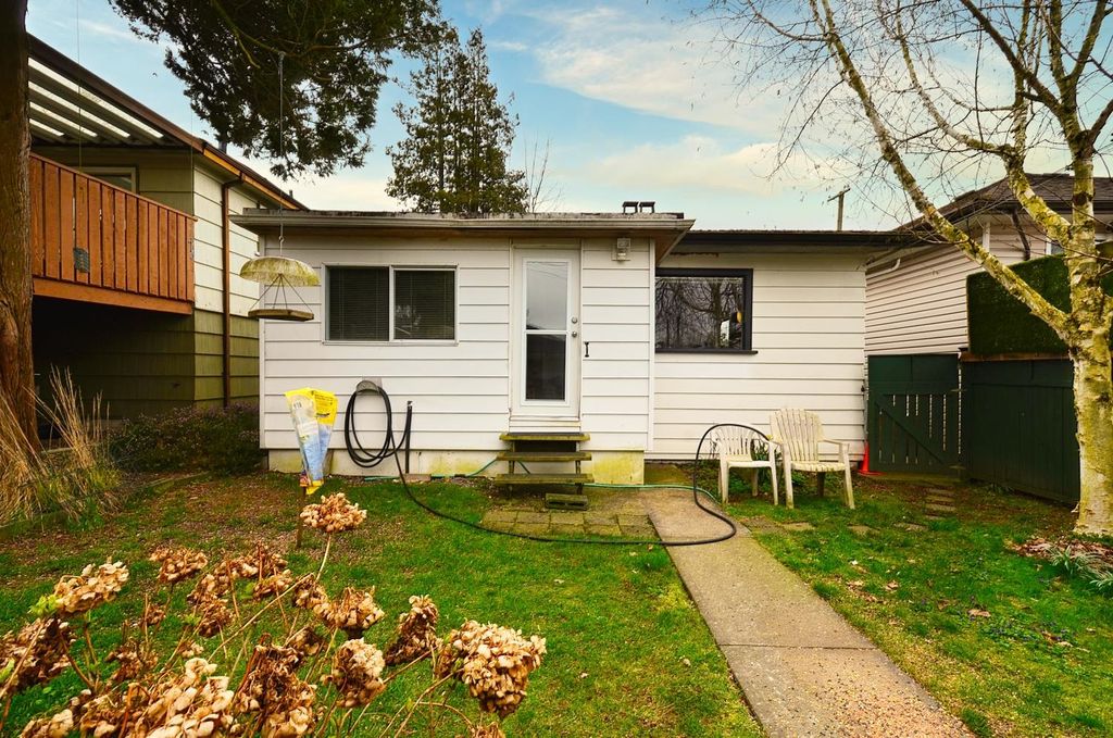 listing image 1102195469079690658