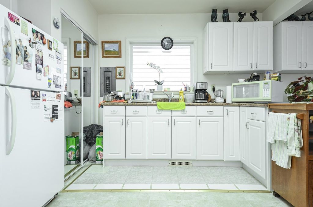 listing image 1105168653761156277