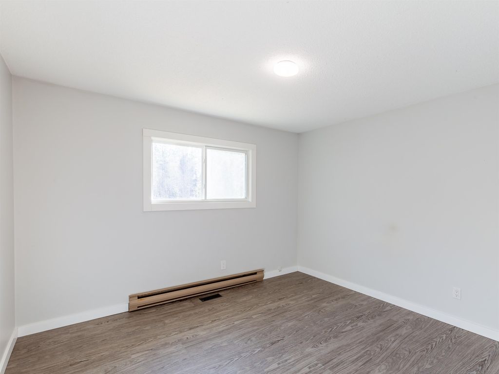 listing image 1106884914862787501