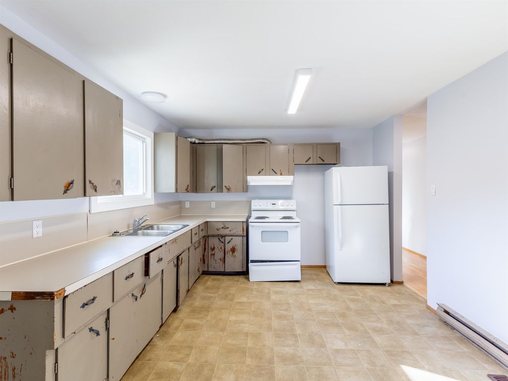 listing image 1108314318090682086
