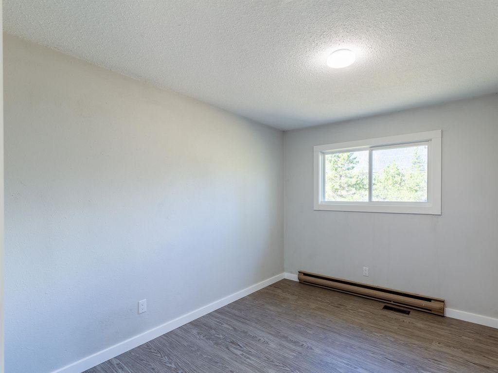 listing image 1109920984014694037