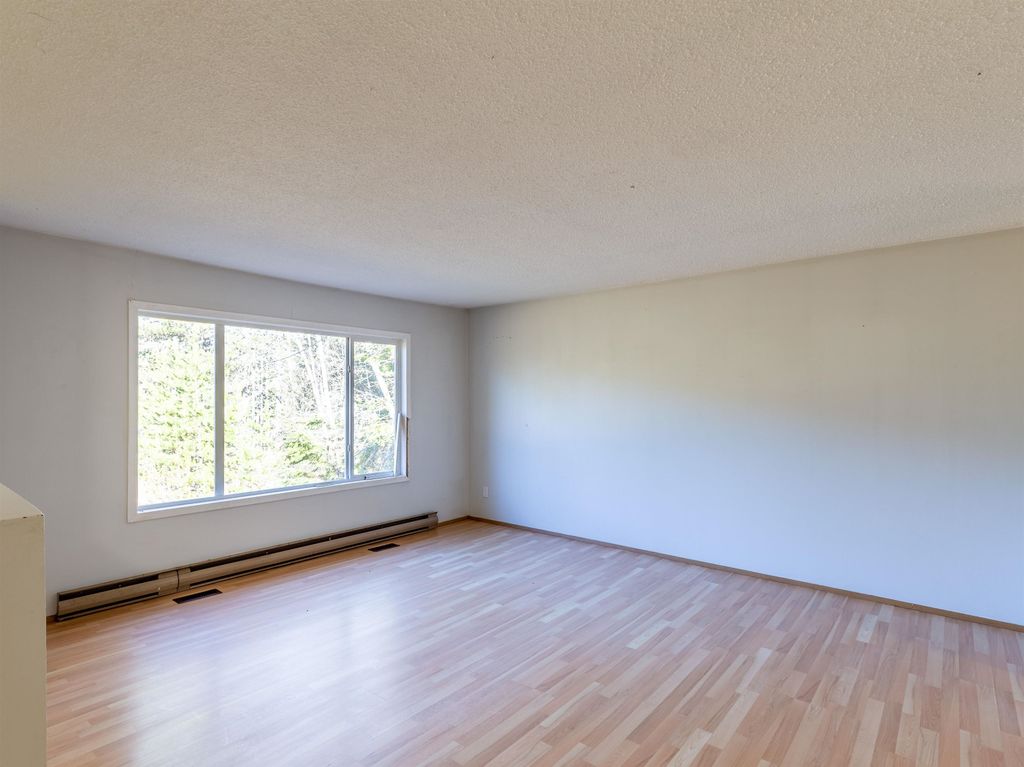 listing image 1100839638742828527