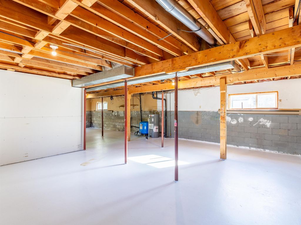 listing image 1100699403206702856