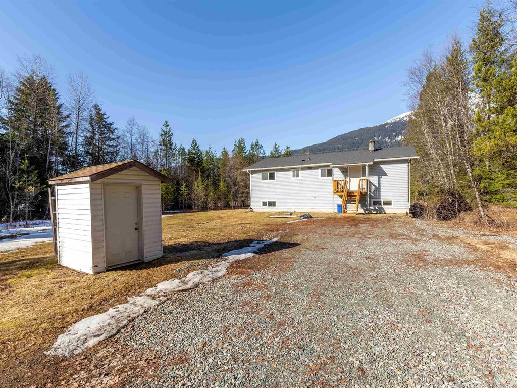 listing image 1100123686641776045