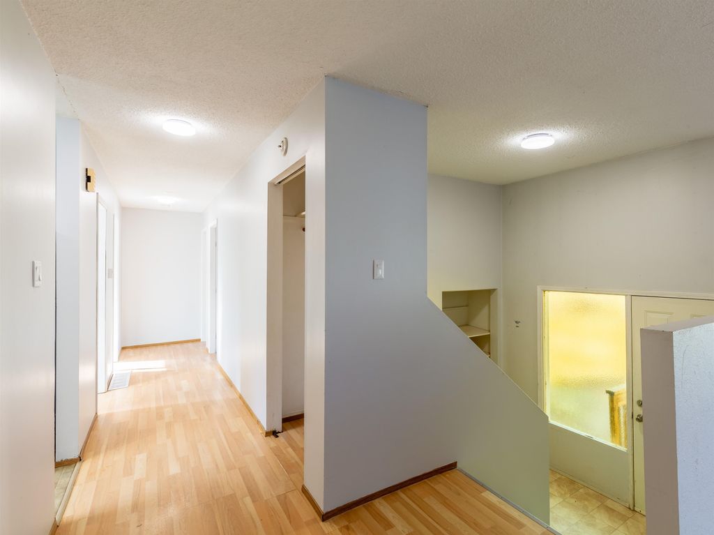 listing image 1100319997191575906