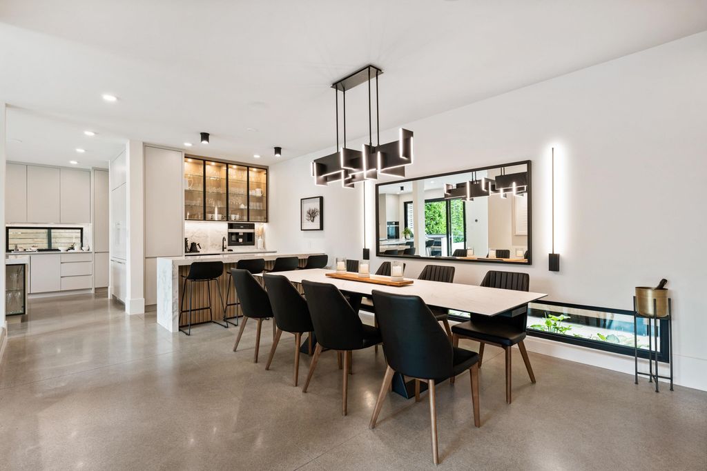 listing image 1103459855004787230