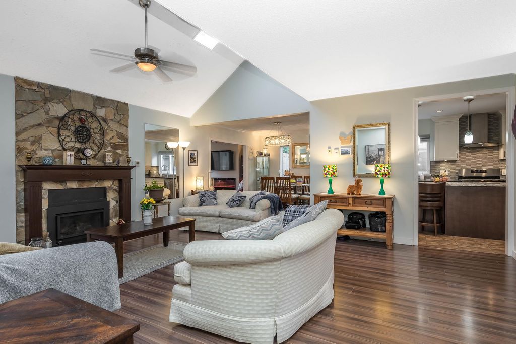 listing image 1103948314335317625