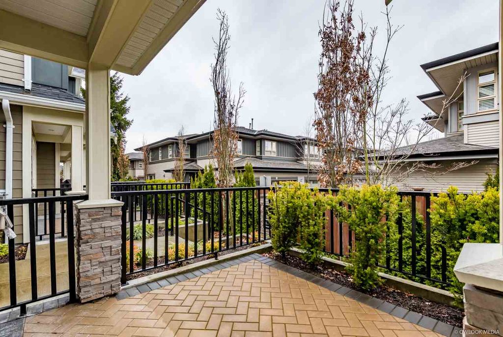 listing image 1103097269037076861