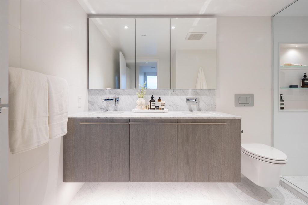 listing image 1105427877700378413