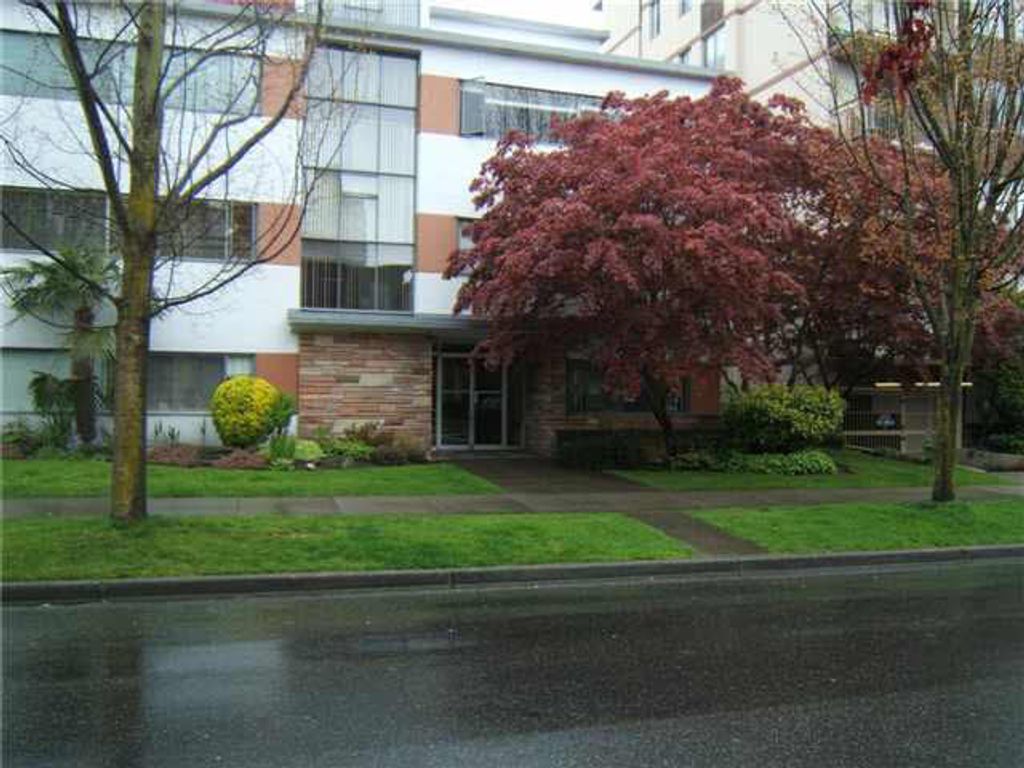 listing image 1109436317528114815