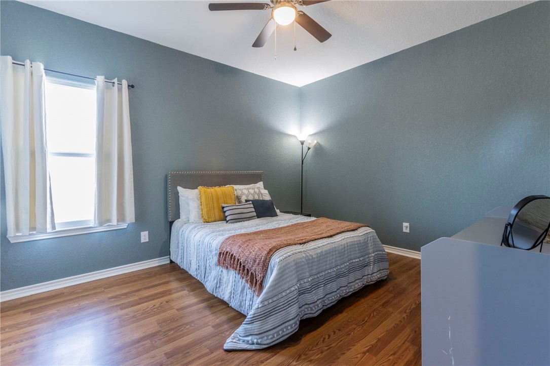 102 Ave B, Moody, Texas image 15