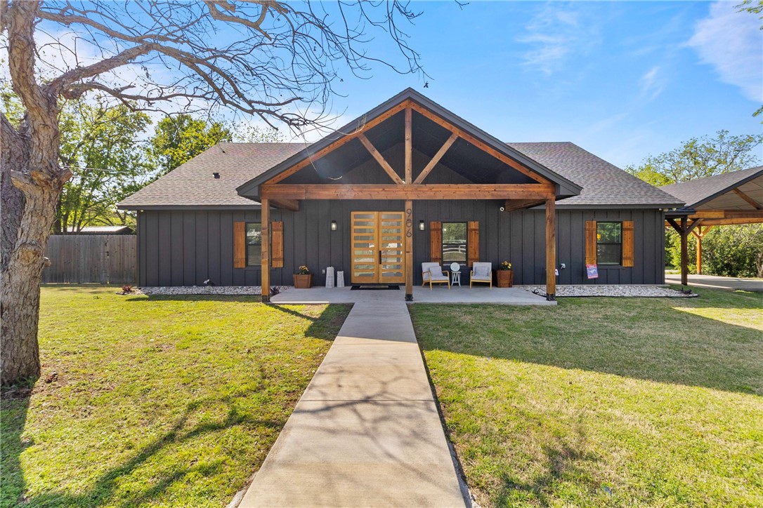 906 S 3rd Street, Valley Mills, Texas image 1