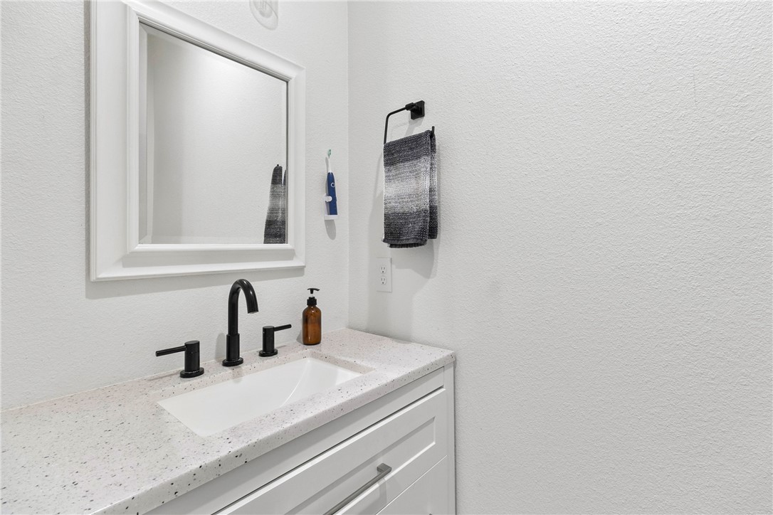 906 S 3rd Street, Valley Mills, Texas image 39