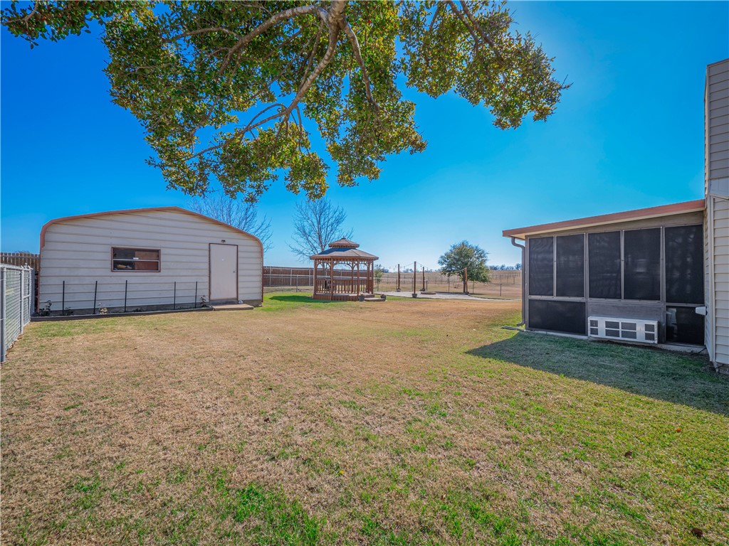 10297 Pendleton Troy Road, Troy, Texas image 36