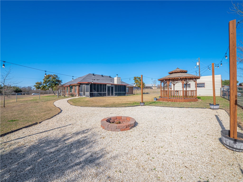 10297 Pendleton Troy Road, Troy, Texas image 39