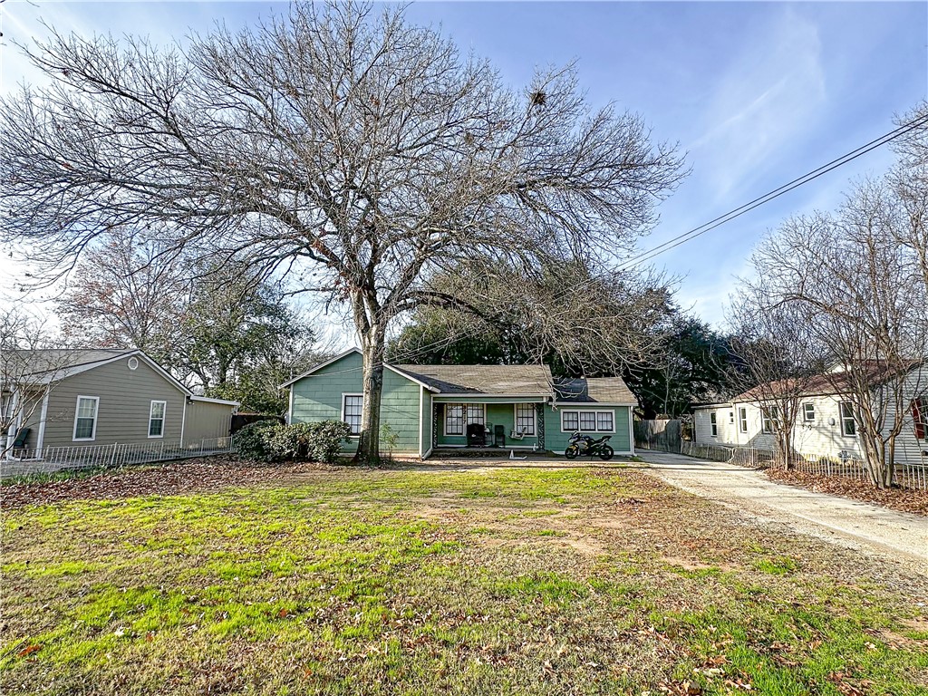 3217 S 3rd Street, Waco, Texas image 2