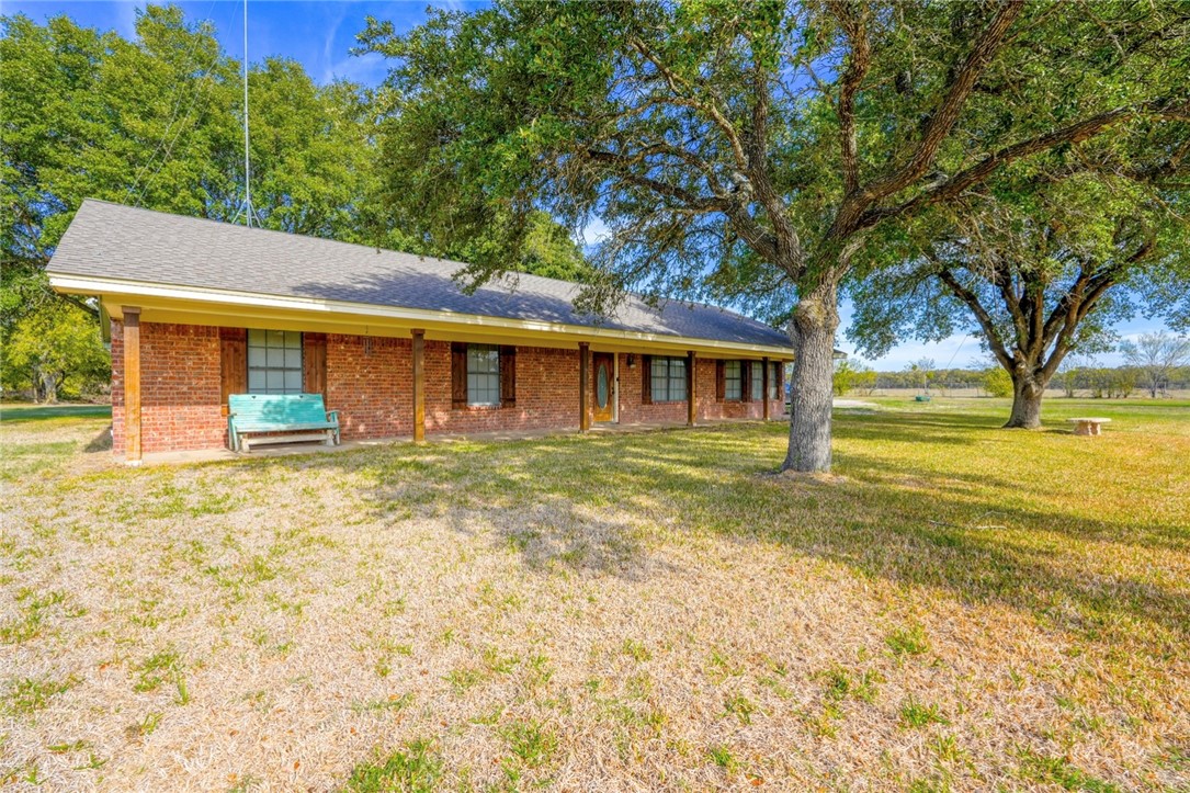 578 Raceway Road, Axtell, Texas image 3