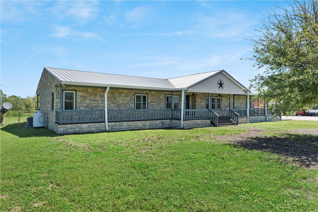 297 Kelinske Road, Elm Mott, Texas image 10