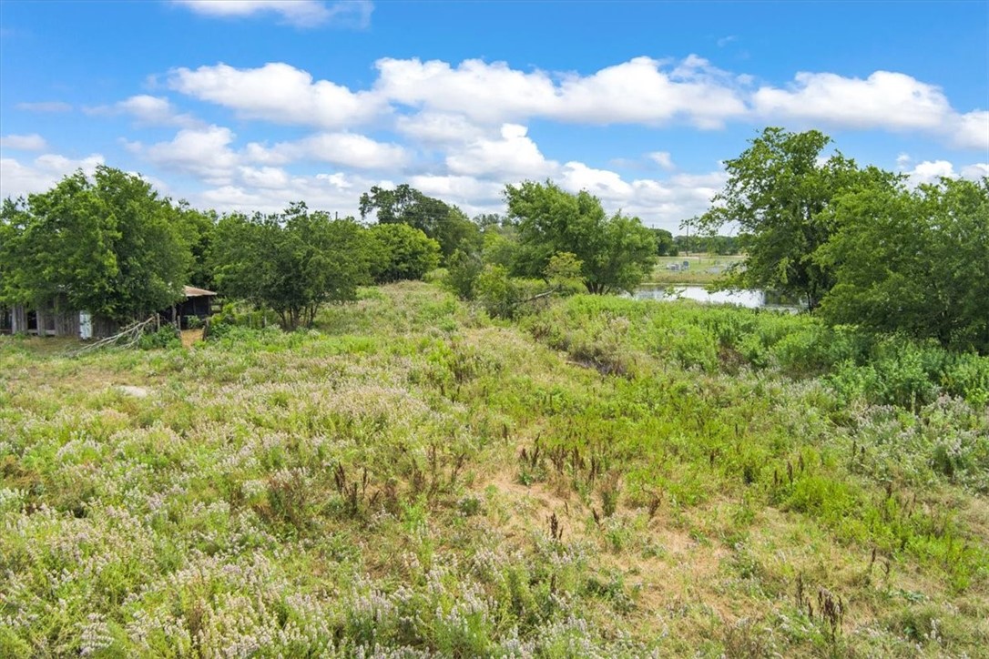 7 7 Mile Lane, Riesel, Texas image 5