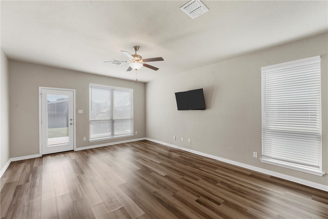 10213 Driskill Drive, Waco, Texas image 14