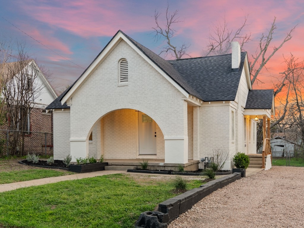 1632 N 17th Street, Waco, Texas image 1