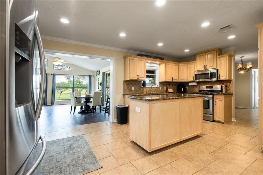 299 E Central, Lorena, Texas image 6
