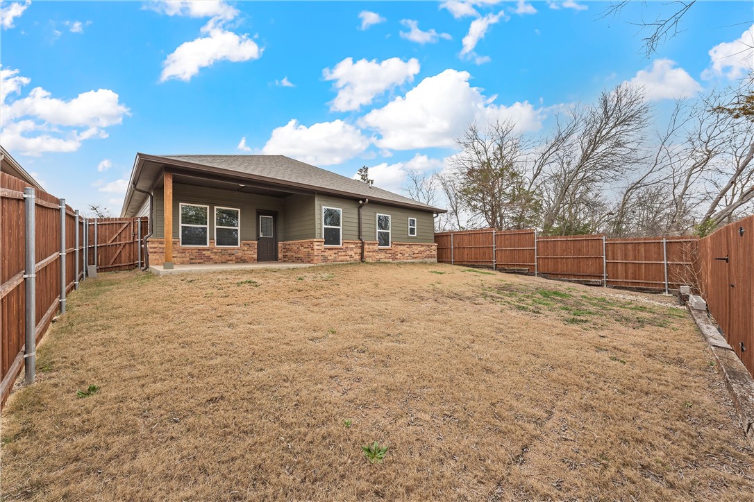 601 N College Avenue, West, Texas image 2