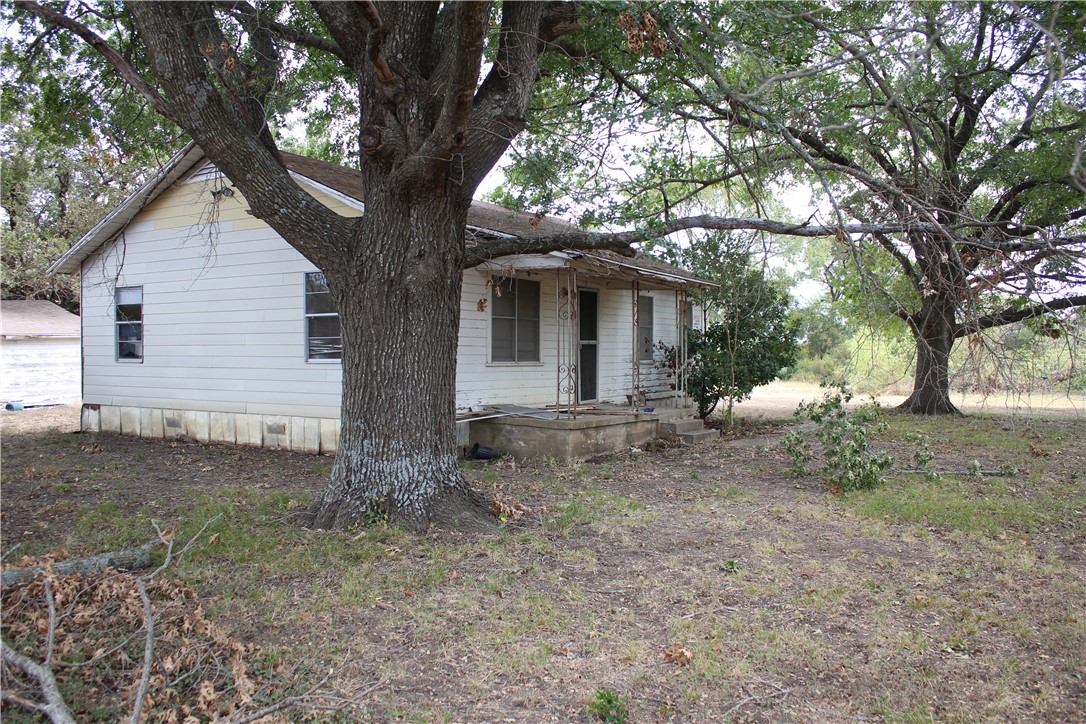 727 Davis Road, Bruceville-Eddy, Texas image 4