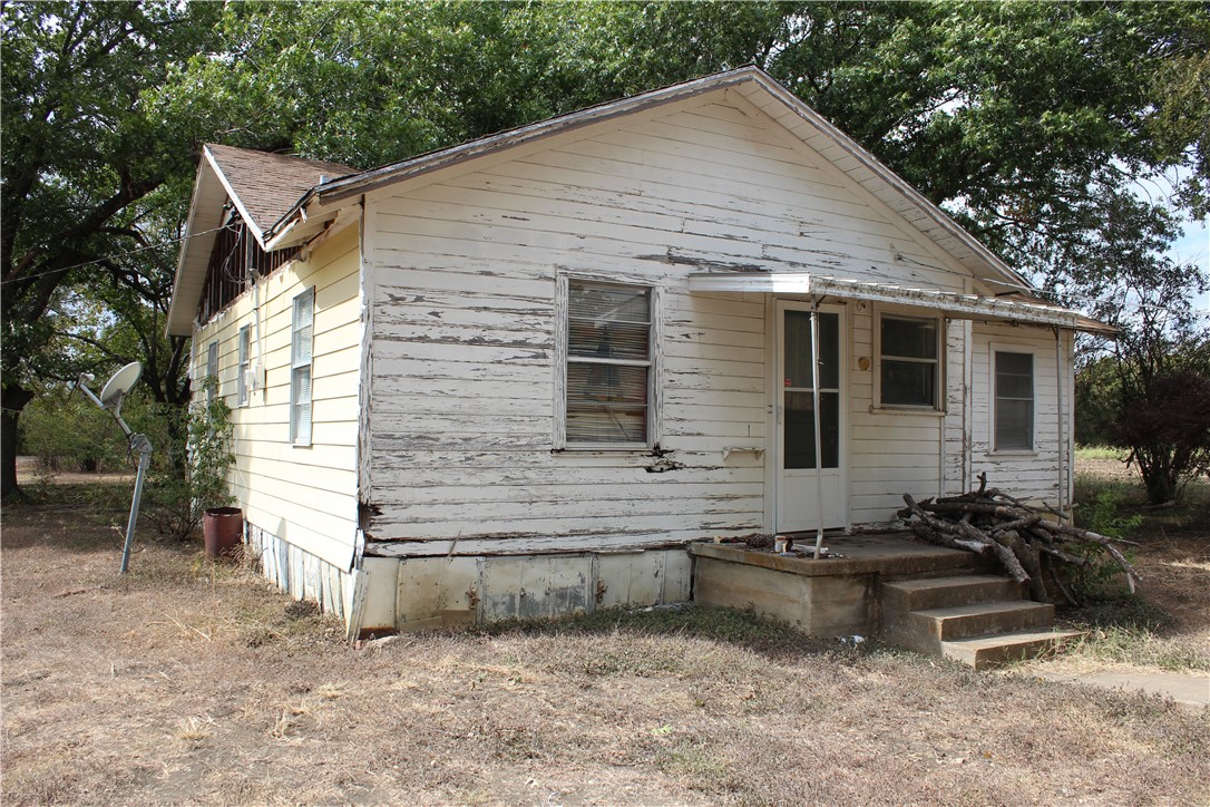 727 Davis Road, Bruceville-Eddy, Texas image 2