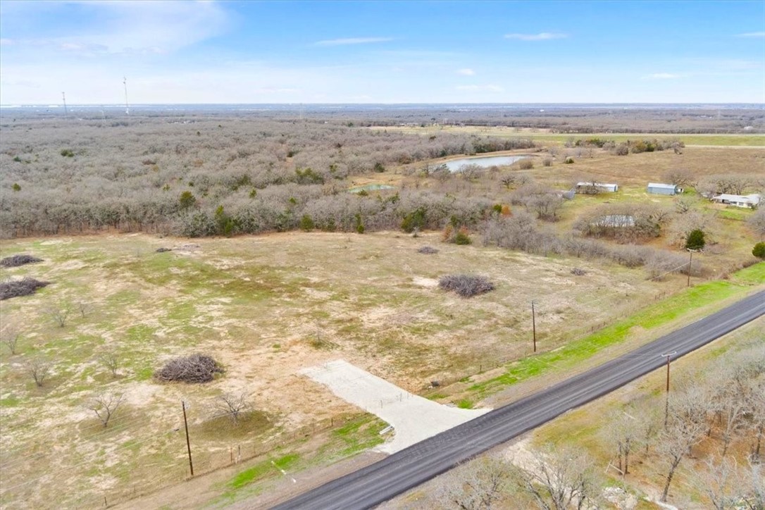 1879 Longhorn Parkway, Axtell, Texas image 7