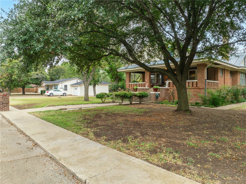 501 S Adams Street, McGregor, Texas image 48