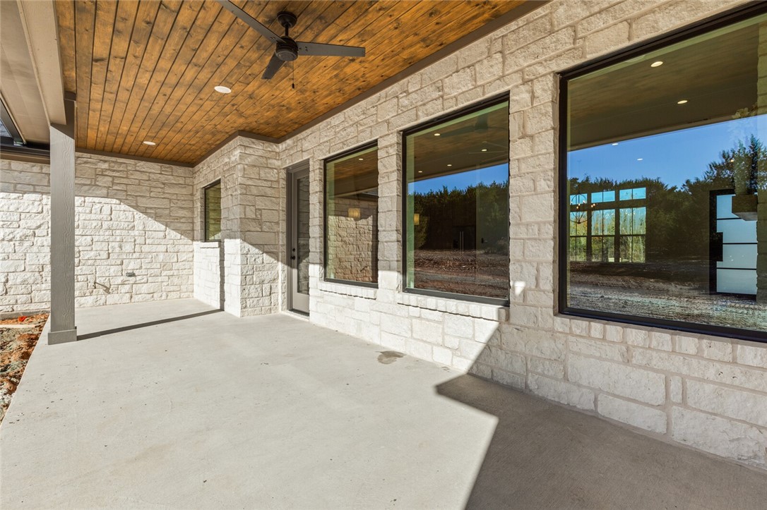 270 South Big Red Way, China Spring, Texas image 36