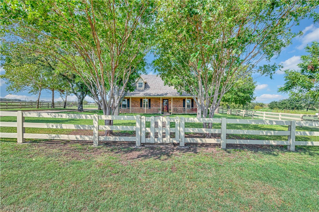 443 Rost Road, McGregor, Texas image 3