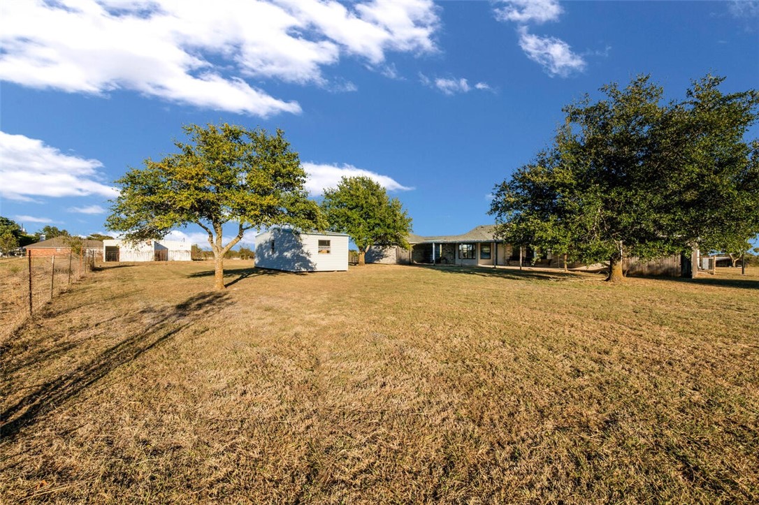 424 Westgate I Road, Eddy, Texas image 33