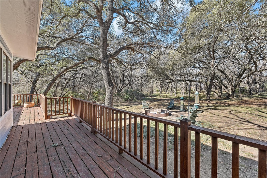 206 Brazos Oaks Drive, Waco, Texas image 22