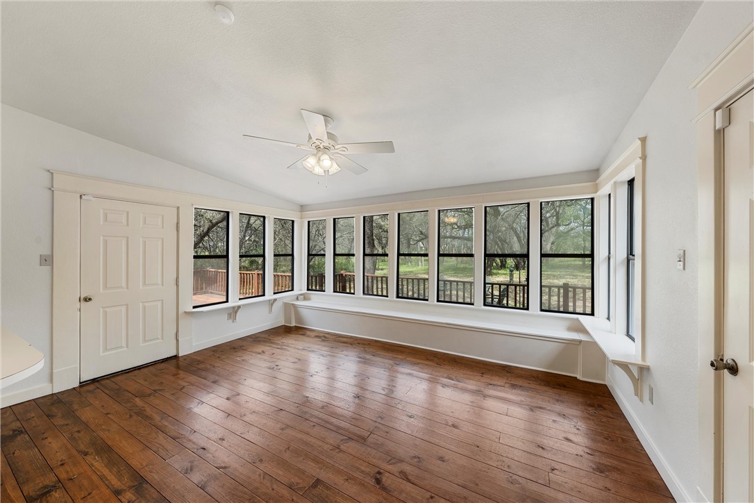 206 Brazos Oaks Drive, Waco, Texas image 10