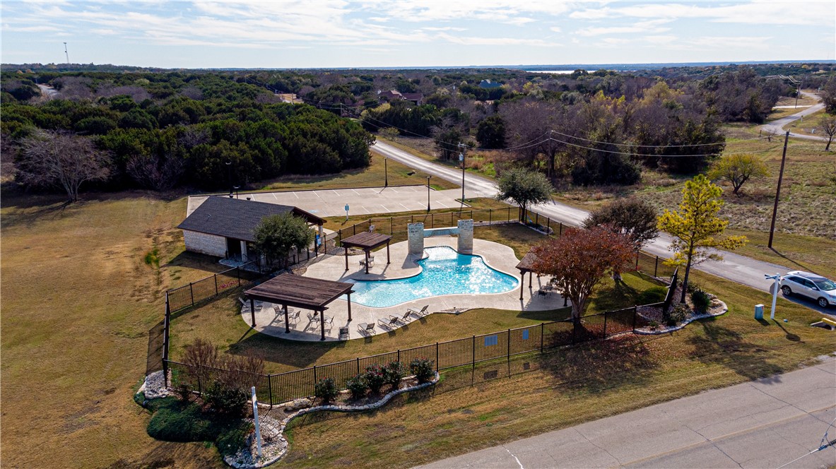 23091 Westmeadow Drive, Whitney, Texas image 5