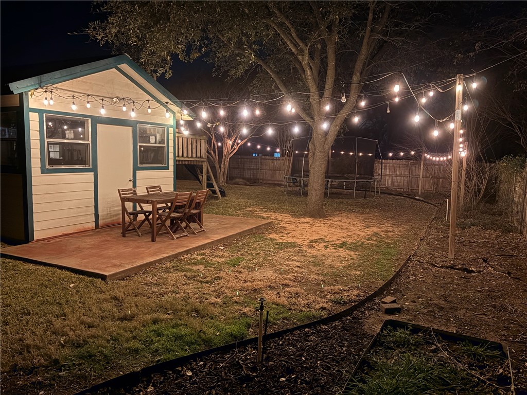 806 Crested Butte Drive, Hewitt, Texas image 33