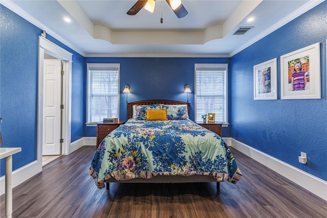 806 Crested Butte Drive, Hewitt, Texas image 16