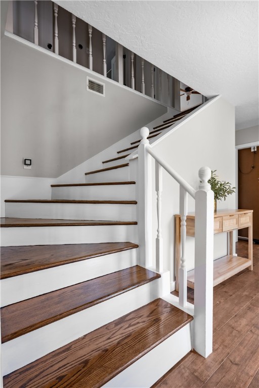 9006 Kingswood Place Pl, Woodway, Texas image 19